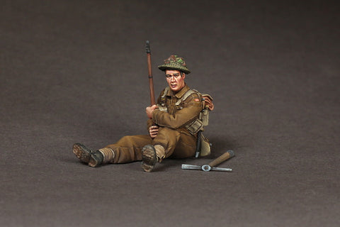 Birtischer Infanterist #4 bei einer Rast WWII