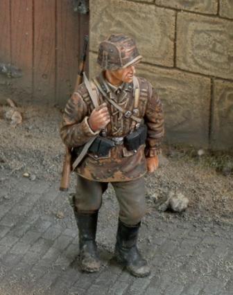 German Soldier Waffen SS Ardennen 1944