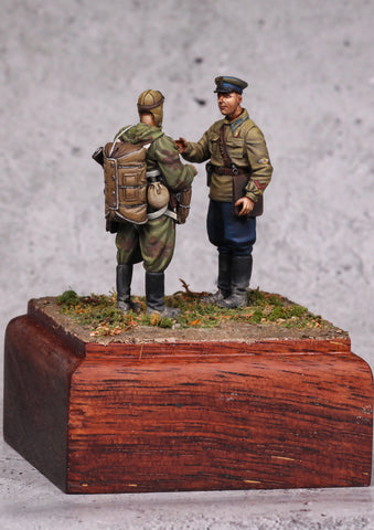 Russian airborne sniper with officer WWII