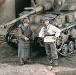 Deutsche Panzergrenadiere beim verpflegen Winter 1943