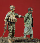 Special Forces mit gefangenem Taliban