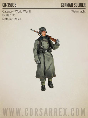 Wehrmachtssoldat im Wintermantel #2