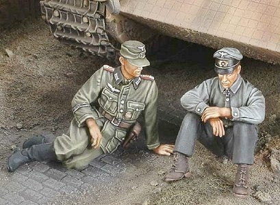 German tank crew at the rest 1944