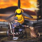 Deutscher Luftwaffenoffizier mit Hund