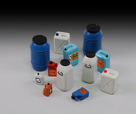 Moderne Plastik Kanister-Flaschen