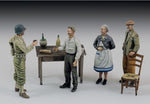 US GI who drinks with cilivians WWII