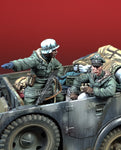 WSS officer with MG gunner WWII