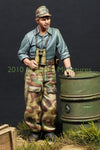 Deutscher Panzersoldat in Sommeruniform WWII