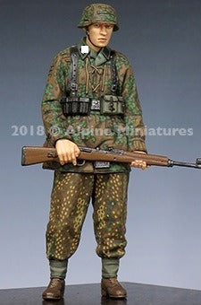WSS Grenadier with G43 Rifle