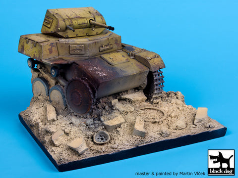Zerstörter Pz.Kpfw.II Base