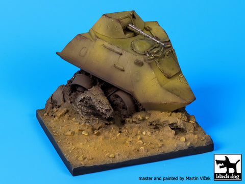 Zerstörter BTR 60 PB Base