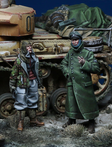 Tank Officer & Mechanic Winter 1943