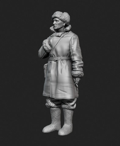 Russischer Panzeroffizier mit Schafsfellmantel #2