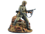 Wehrmachts Sturmpionier mit MP40