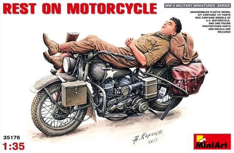 Pause auf dem Motorrad
