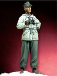 Deutscher Panzersoldat mit Winterjacke 1944