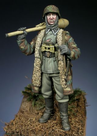 WSS Mann with Panzerfaust
