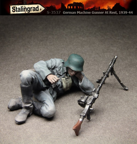 German machine gunner  at rest 1939-44