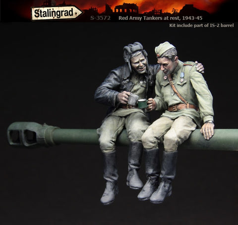 2 Russian Tankers at rest 1943-45