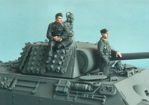 German tank crew summer 1940-45