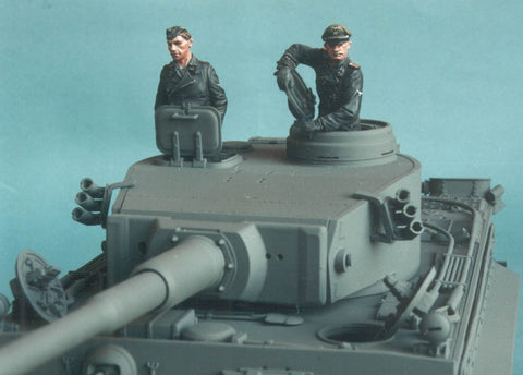 German SS tank crew summer 1943-45