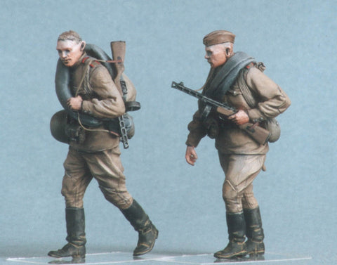 Soviet infantrymen Kursk 1943
