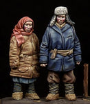 Mädchen & Junge im Winter WWII