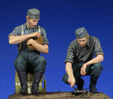Deutsche Landser beim verpflegen Set WWII