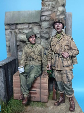 US Paratooper & Infantry soldier Normandy 1944